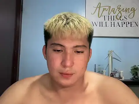 Snapshot of lovely_jay chatting on April 2026 05:37:01 PM lovely jay online show from April 2026 05:37:01 PM