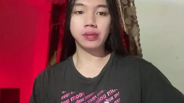 Snapshot of kat_mire chatting on November 2025 05:57:02 PM kat mire online show from November 2025 05:57:02 PM