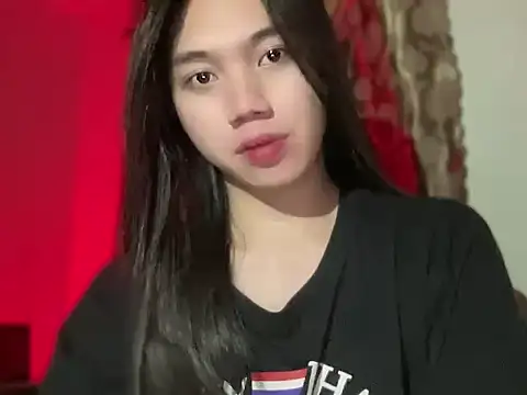 Snapshot of kat_mire chatting on November 2025 07:32:02 PM kat mire online show from November 2025 07:32:02 PM