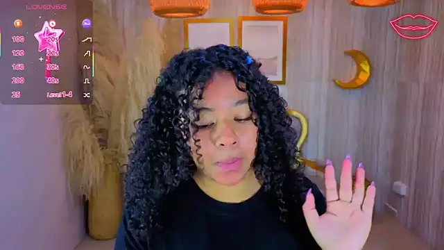 Snapshot of risada_temptation_s chatting on September 2025 03:28:02 AM risada temptation s online show from September 2025 03:28:02 AM