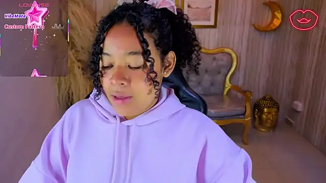 Snapshot of risada_temptation_s chatting on September 2025 03:17:02 AM risada temptation s online show from September 2025 03:17:02 AM