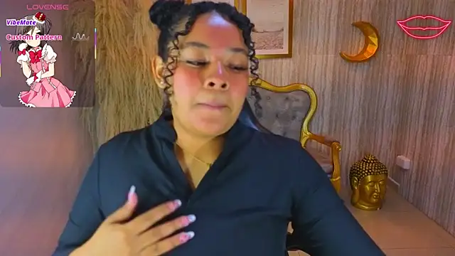 Snapshot of risada_temptation_s chatting on October 2025 08:15:01 PM risada temptation s online show from October 2025 08:15:01 PM