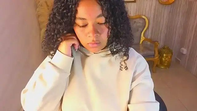 Snapshot of risada_temptation_s chatting on October 2025 03:07:02 AM risada temptation s online show from October 2025 03:07:02 AM