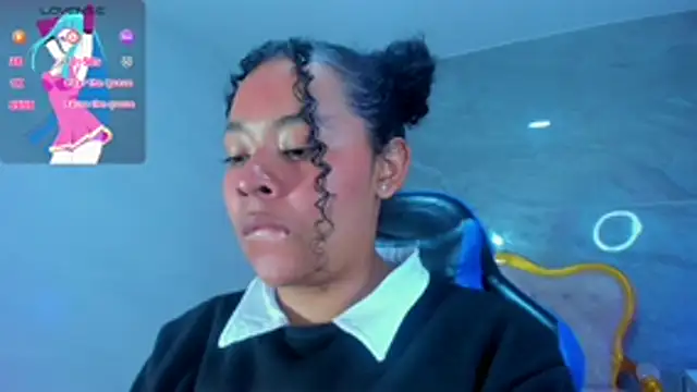 Snapshot of risada_temptation_s chatting on November 2025 08:10:01 PM risada temptation s online show from November 2025 08:10:01 PM