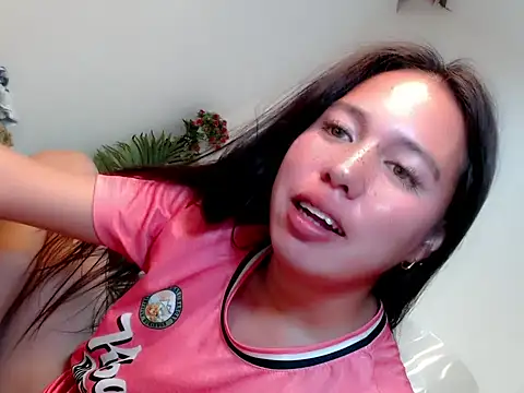 kimbratx online show from June 2026 12:32:02 AM