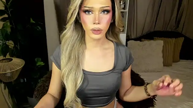 Candicebloom online show from May 2026 08:09:01 AM