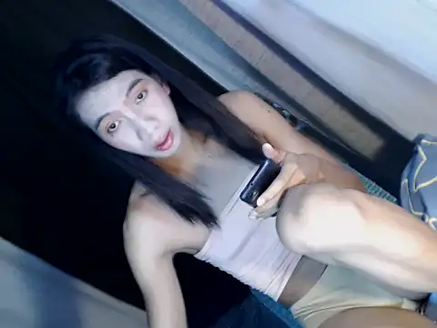 xyourdreamtrans online show from October 2025 06:32:02 AM