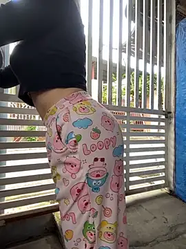 Snapshot of FishingGirl chatting on October 2025 04:18:02 AM FishingGirl online show from October 2025 04:18:02 AM