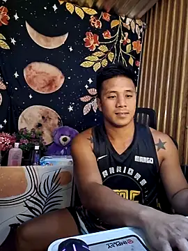 mr dave online show from December 2025 07:10:01 PM