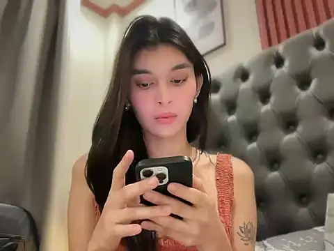 asiansmilexx online show from June 2026 07:25:02 AM
