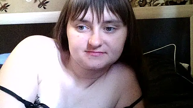 Snapshot of LuckyLust11 chatting on September 2025 10:48:02 AM LuckyLust11 online show from September 2025 10:48:02 AM