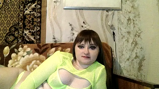 Snapshot of LuckyLust11 chatting on November 2025 08:30:02 PM LuckyLust11 online show from November 2025 08:30:02 PM