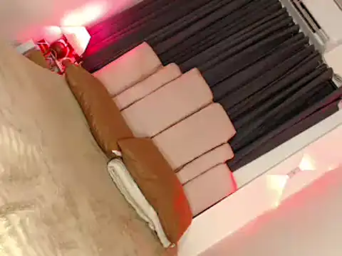 sexygoddess2999 online show from May 2026 07:05:02 AM