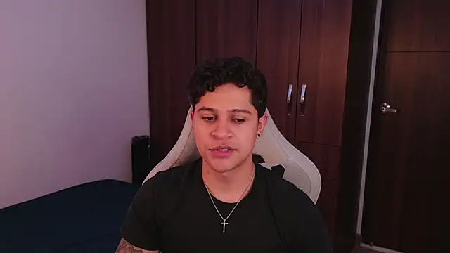 Snapshot of domsantiago_ chatting on September 2025 04:03:02 AM domsantiago online show from September 2025 04:03:02 AM