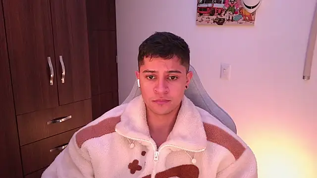 Snapshot of domsantiago_ chatting on October 2025 04:57:02 AM domsantiago online show from October 2025 04:57:02 AM