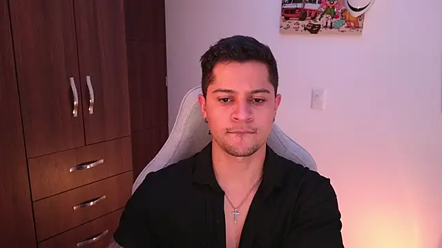 Snapshot of domsantiago_ chatting on November 2025 01:41:01 AM domsantiago online show from November 2025 01:41:01 AM