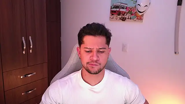 domsantiago  online show from December 2025 01:54:02 AM