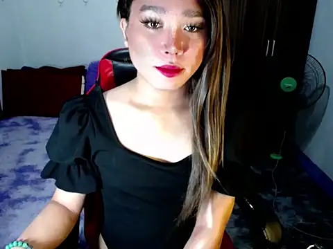 Snapshot of Urassiansweetcummer chatting on November 2025 01:48:01 AM Urassiansweetcummer online show from November 2025 01:48:01 AM