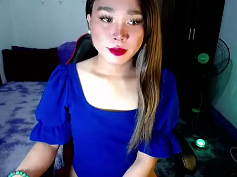 Snapshot of Urassiansweetcummer chatting on December 2025 02:39:01 AM Urassiansweetcummer online show from December 2025 02:39:01 AM