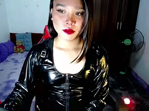 Urassiansweetcummer online show from May 2026 01:57:02 AM