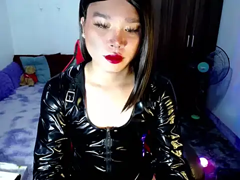 Urassiansweetcummer online show from May 2026 01:44:02 AM