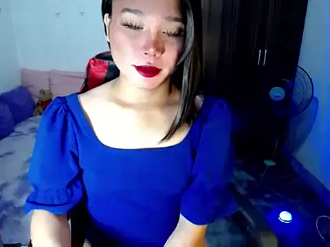 Urassiansweetcummer online show from May 2026 03:36:02 AM