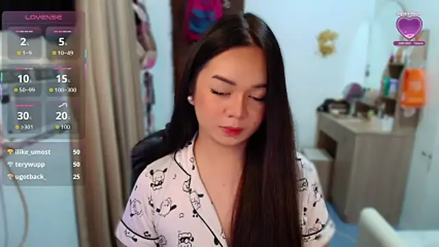 Snapshot of sofiahot365 chatting on December 2025 07:48:02 AM sofiahot365 online show from December 2025 07:48:02 AM