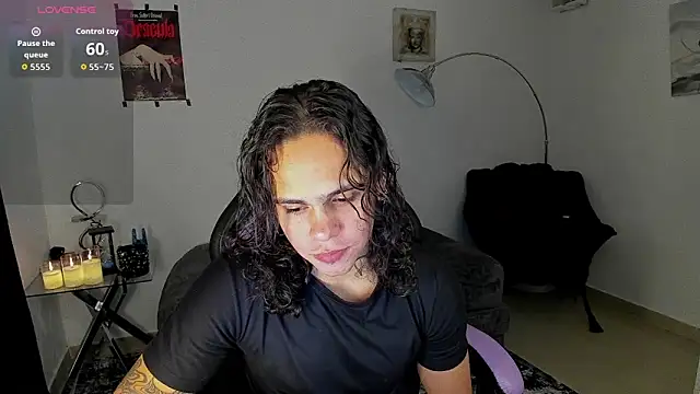 Maximiliano scoott   online show from November 2025 10:43:02 PM