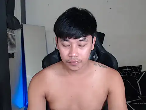 Snapshot of alexsuckable01 chatting on September 2025 01:11:01 PM alexsuckable01 online show from September 2025 01:11:01 PM