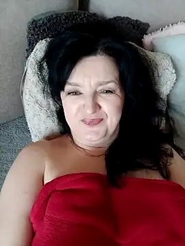 Snapshot of MilaSky4701 chatting on January 2026 12:32:01 PM MilaSky4701 online show from January 2026 12:32:01 PM