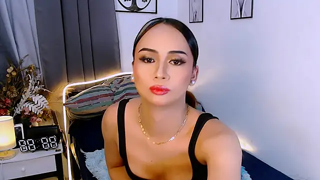 Zialustts online show from October 2025 04:06:02 PM