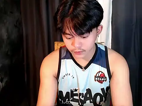 Snapshot of urguy_toshi chatting on September 2025 03:19:02 AM urguy toshi online show from September 2025 03:19:02 AM