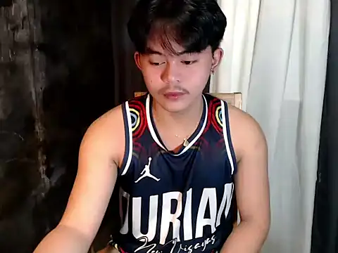 Snapshot of urguy_toshi chatting on September 2025 02:09:02 PM urguy toshi online show from September 2025 02:09:02 PM