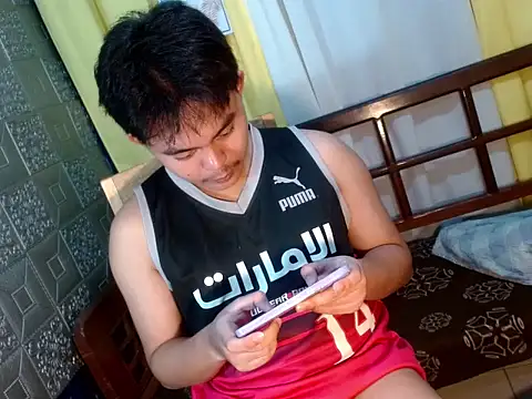 Snapshot of urguy_toshi chatting on November 2025 08:14:02 AM urguy toshi online show from November 2025 08:14:02 AM