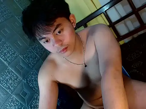 Snapshot of urguy_toshi chatting on February 2026 01:47:01 PM urguy toshi online show from February 2026 01:47:01 PM