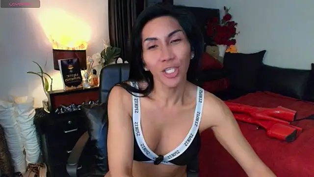 Snapshot of JadeScarlet_LoveLace chatting on March 2026 06:03:01 PM JadeScarlet LoveLace online show from March 2026 06:03:01 PM