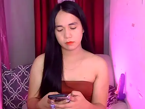 Snapshot of SexyMica69 chatting on October 2025 03:43:02 AM SexyMica69 online show from October 2025 03:43:02 AM