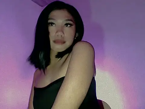 Maxine Sucks online show from October 2025 01:07:01 PM