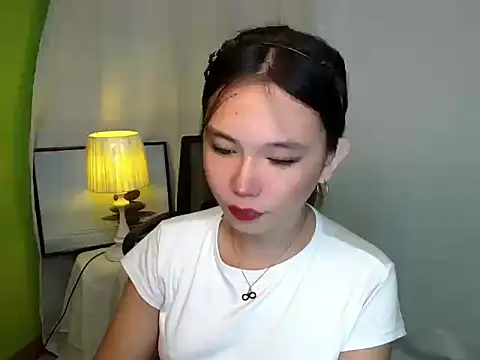 Ricaliciuos online show from May 2026 10:26:02 PM