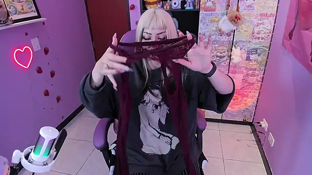 Snapshot of Vero_Osb_ chatting on November 2025 12:10:02 AM Vero Osb online show from November 2025 12:10:02 AM