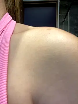 Nikii   online show from September 2025 01:16:02 AM