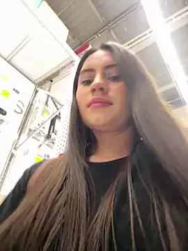 Snapshot of Isabella21_ chatting on October 2025 11:13:02 PM Isabella21 online show from October 2025 11:13:02 PM