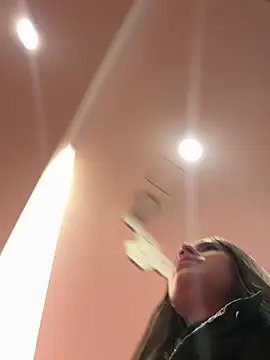 Snapshot of Isabella21_ chatting on October 2025 11:57:01 PM Isabella21 online show from October 2025 11:57:01 PM