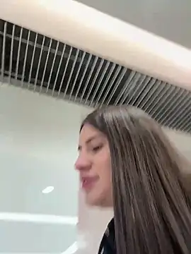 Snapshot of Isabella21_ chatting on October 2025 12:13:01 AM Isabella21 online show from October 2025 12:13:01 AM