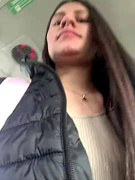 Snapshot of Isabella21_ chatting on October 2025 09:15:02 PM Isabella21 online show from October 2025 09:15:02 PM