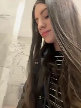 Isabella21  online show from February 2026 12:16:02 AM