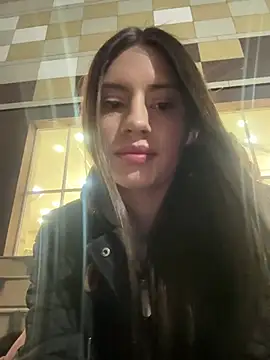 Isabella21  online show from February 2026 12:55:01 AM