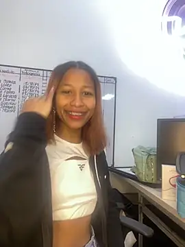 LorenBeiker- online show from October 2025 12:02:01 PM