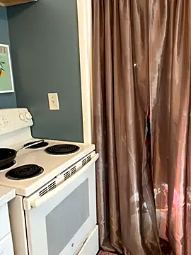 Snapshot of DaiseyKurrupt chatting on September 2025 03:50:02 PM DaiseyKurrupt online show from September 2025 03:50:02 PM