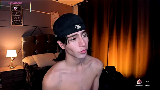 Christopher 77 online show from September 2025 01:45:02 PM